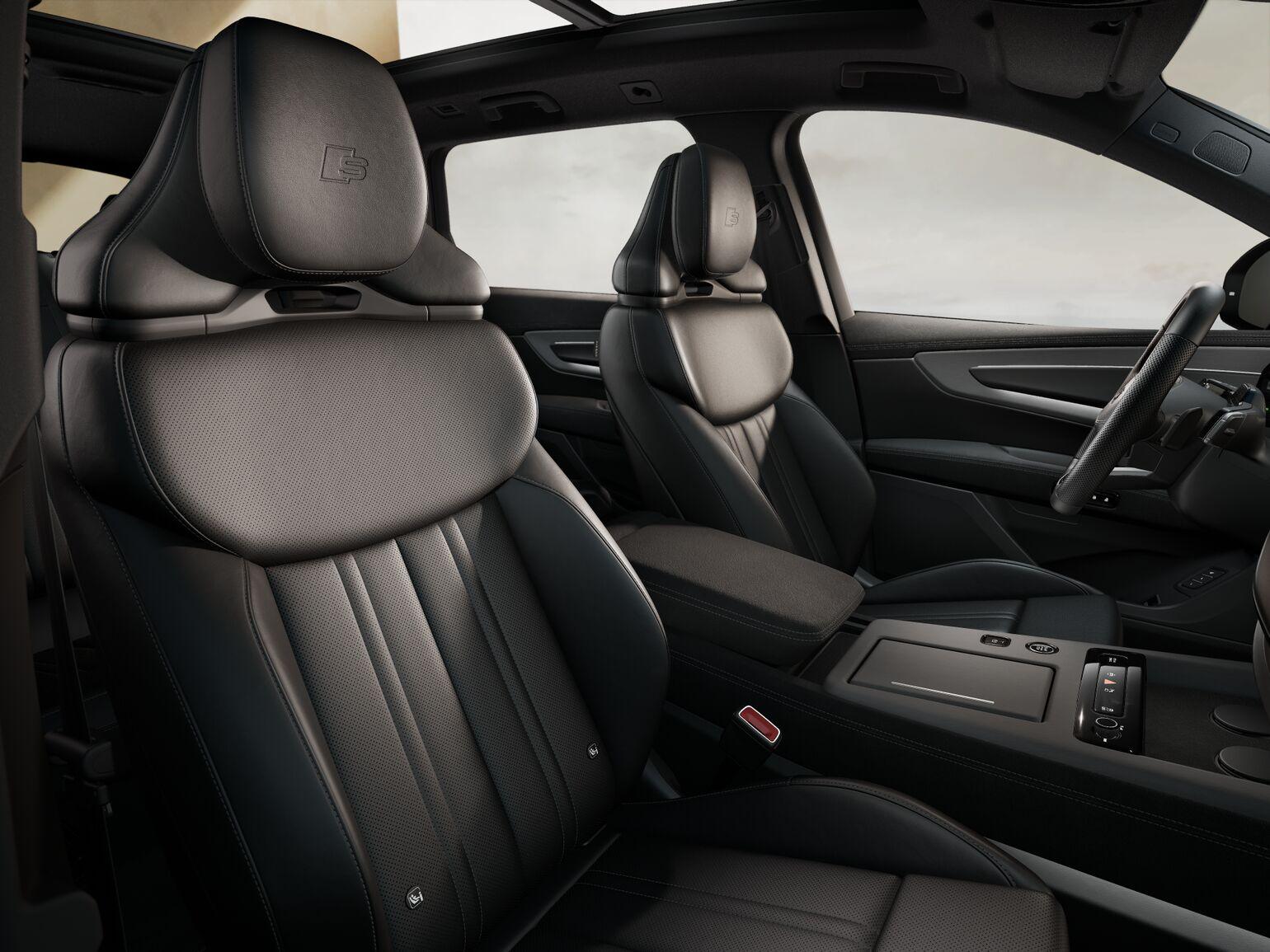 Interieur S mit Sportsitzen, Leder/Kunstleder-Kombination, Farbnähte rot Audi Sport GmbH