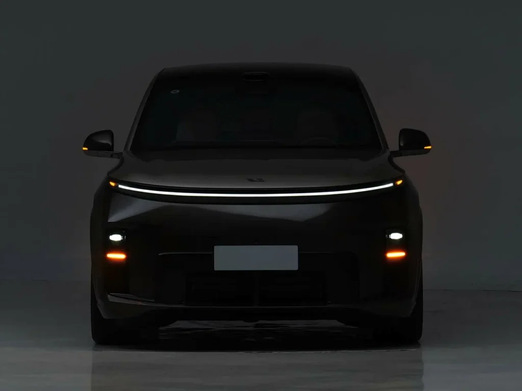 Lixiang L8 Livis - SECRETCARS